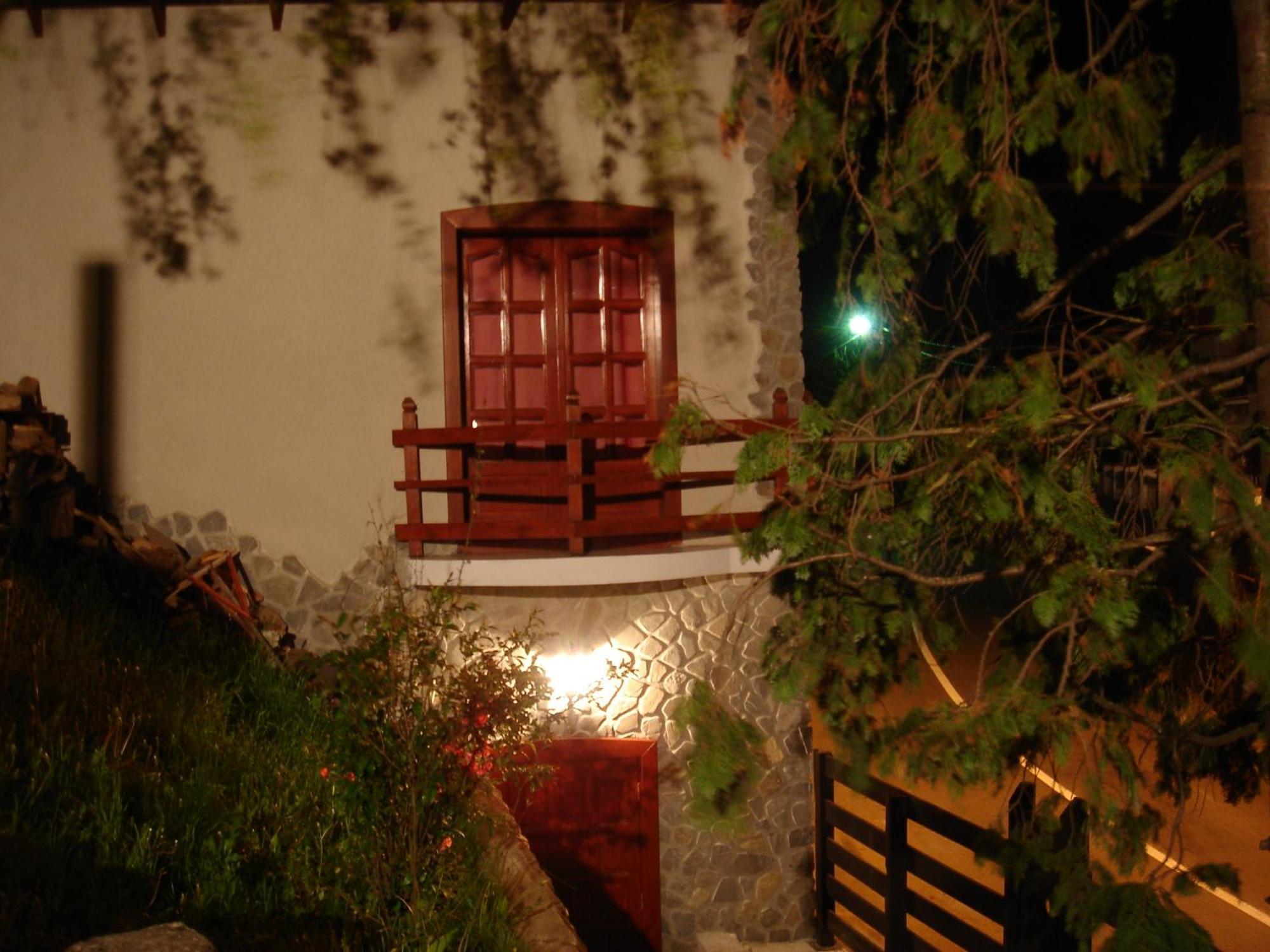 Rem'S Pension Râşnov Exterior photo